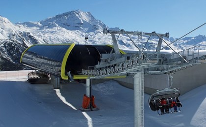 Das moderne Pininfarina Design der Stationen fügt sich gut in das Landschaftsbild ein.