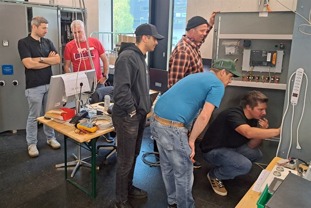 b_1 Elektroseminar Sisag 26 16 04