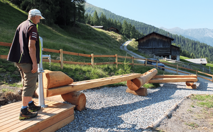 Seit neustem kann ein Erlebnislehrpfad an acht Stationen die Entstehung und Nutzung der Wasserkraft am Rinerhorn besichtigt werden.