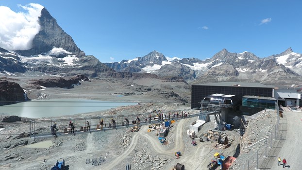 Entre temps la station d’altitude a été entièrement terminée.